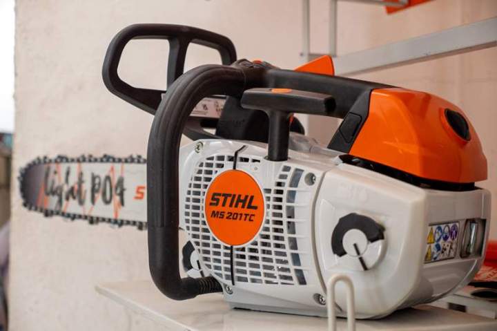 Matériel de coupe Saint-Rémy-de-Provence